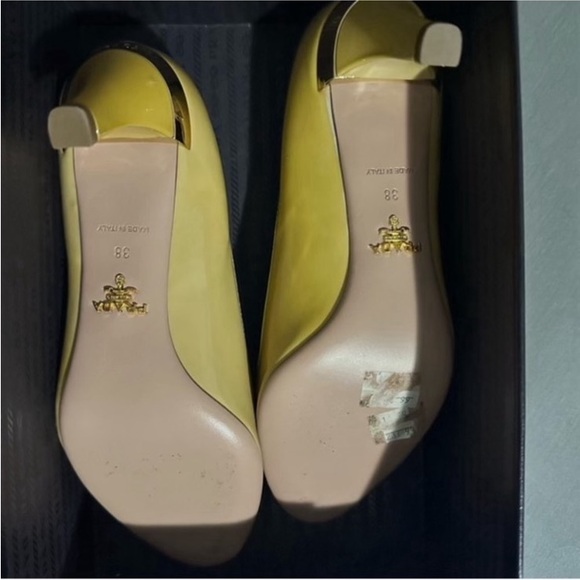 Prada size 38 (US8) heels - Picture 4 of 11